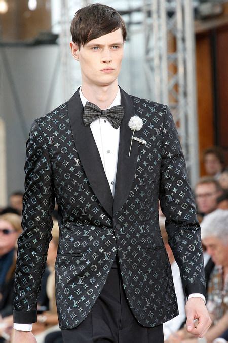 louis vuitton manen|louis vuitton men's suit.